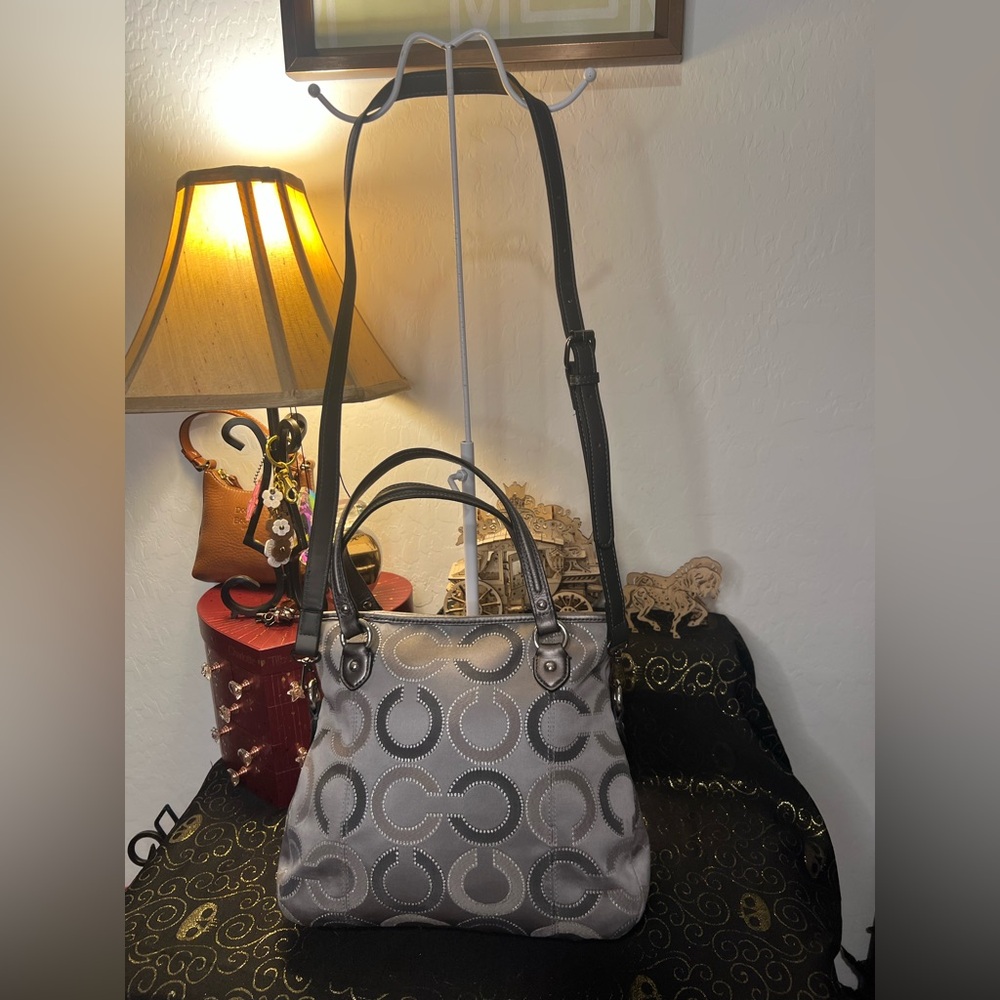 Coach 2013 Daisy Gray Op Art C Shoulder Crossbody Bag #J1373 29128E - Picture 3 of 16